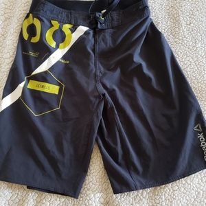 Les Mills Reebok Body Combat shorts size M